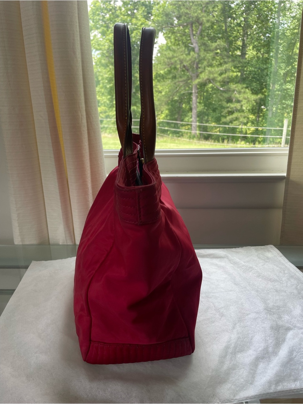 Dooney & Bourke EUC Victoria Nylon Tote Leather Handles Bag - Picture 5 of 12